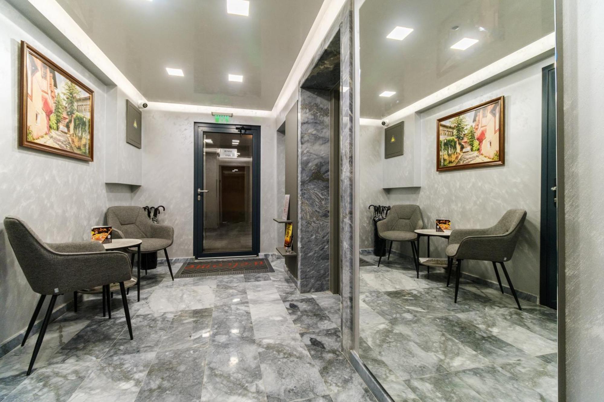 Ldv 13 Apartments Free Private Parking Plovdiv Exterior photo