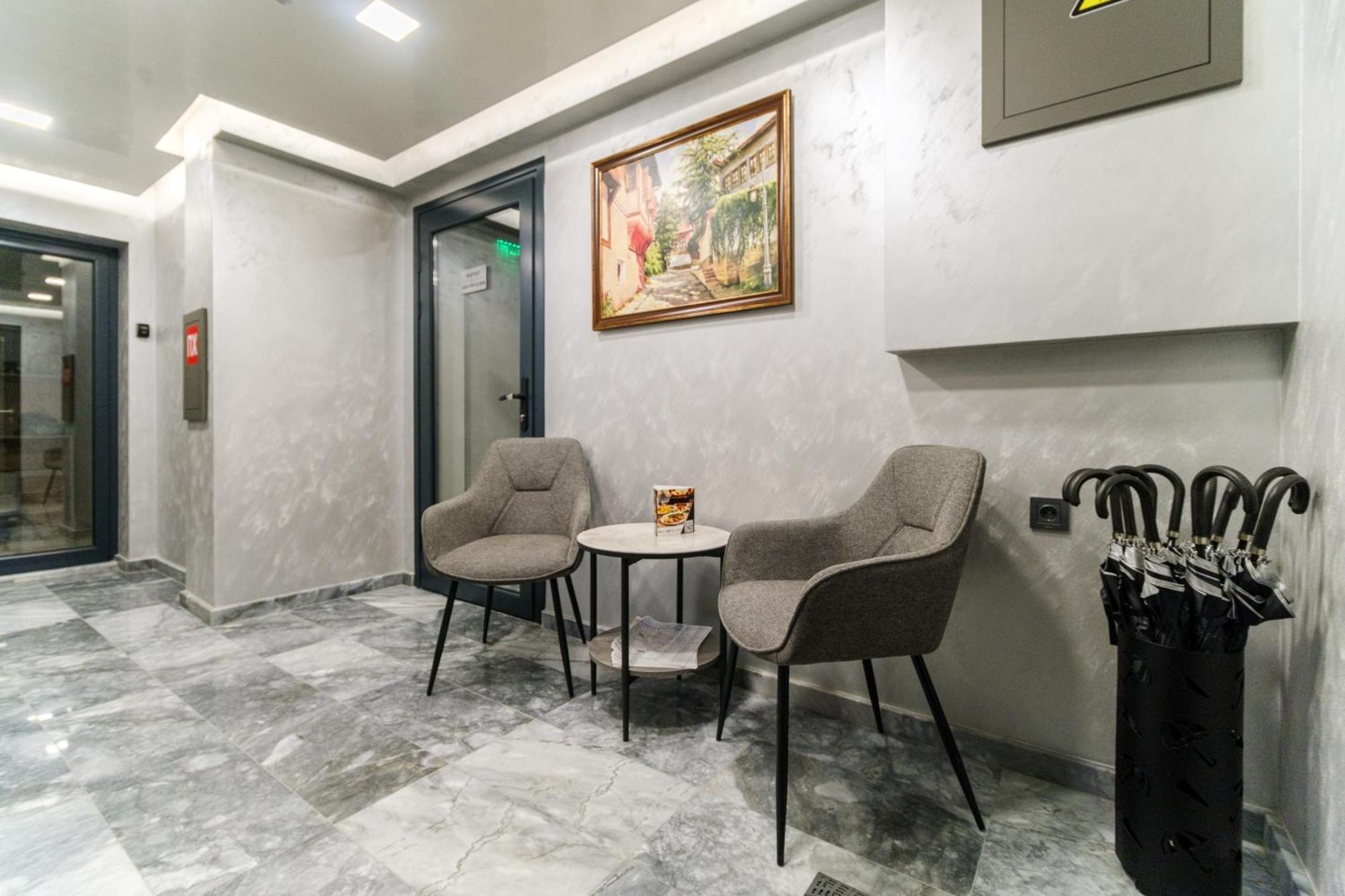 Ldv 13 Apartments Free Private Parking Plovdiv Exterior photo